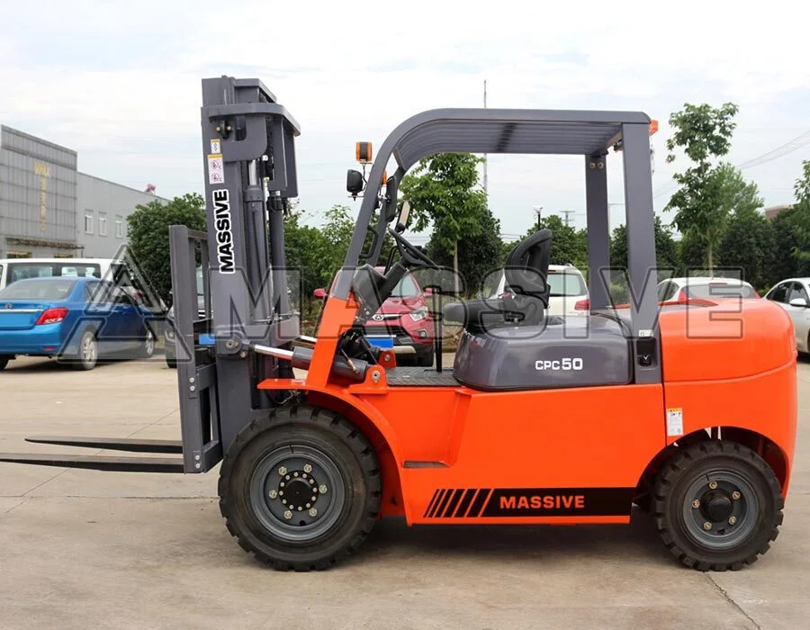 Massive CPCD50 Forklift