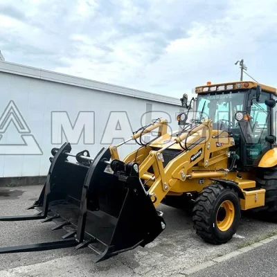 Massive 420 Backhoe Loader